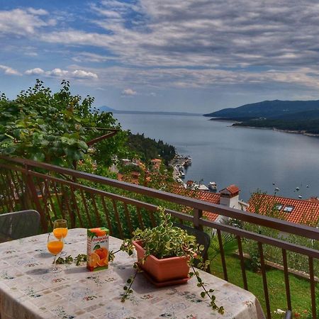 Apartment Neda In Rabac With Bay View Eksteriør bilde